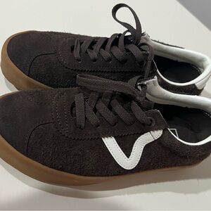 Vans Sport Low Shoe Suede Sneakers in Bambino Chocolate Brown